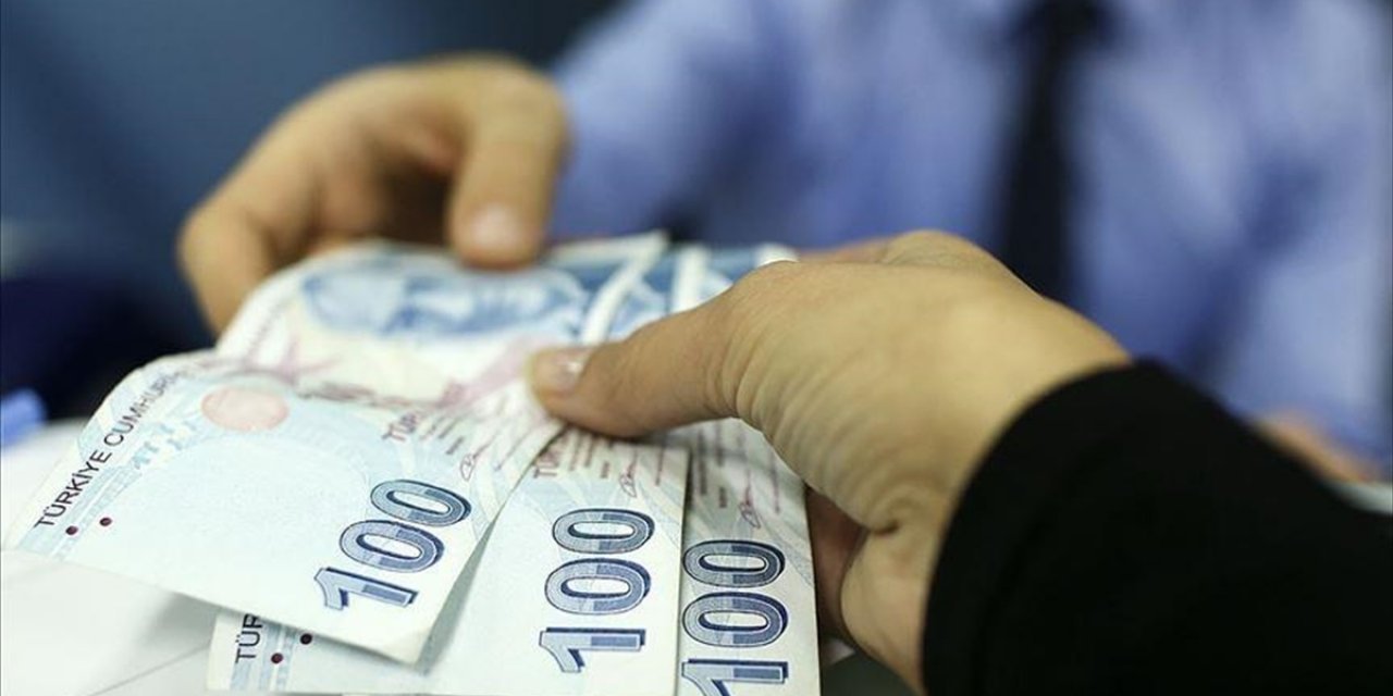 En düşük emekli aylığı teklifi TBMM'de