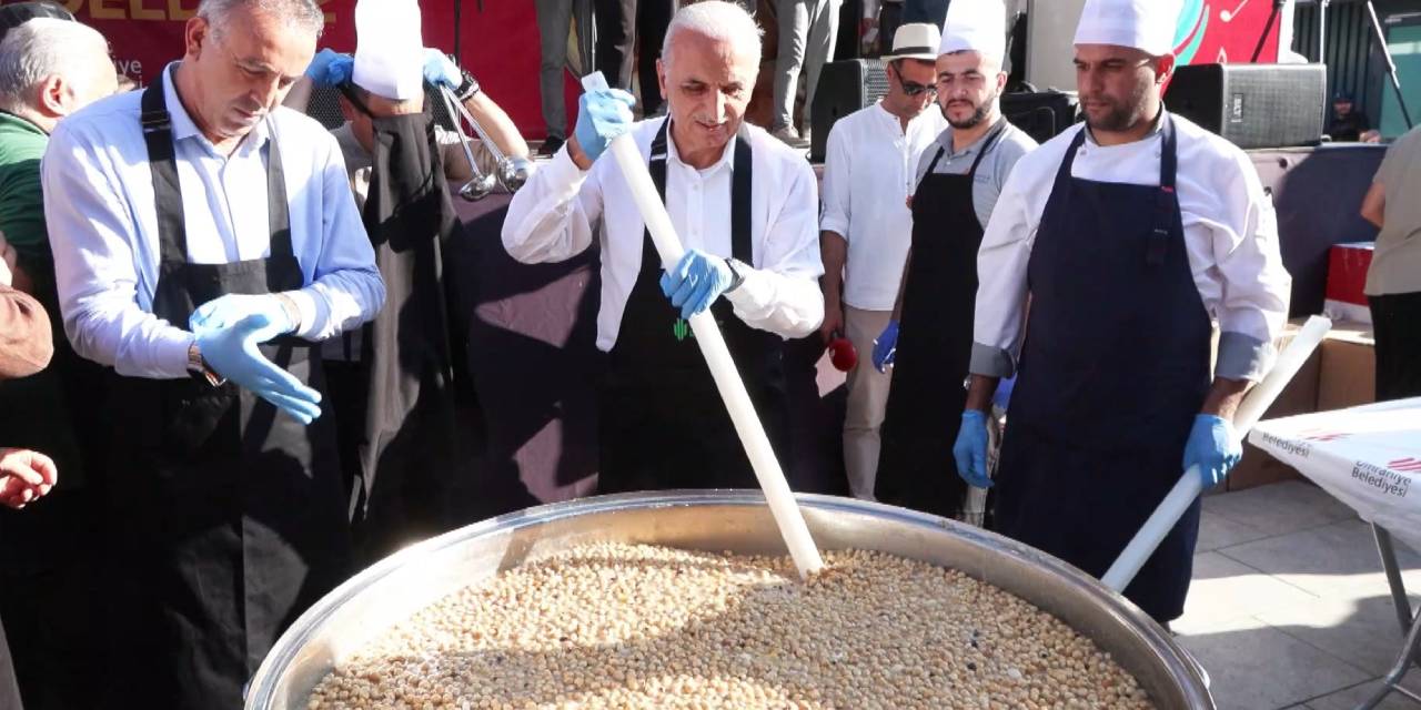 20 bin kişiye ücretsiz dağıtıldı! Kazanı gören sıraya girdi