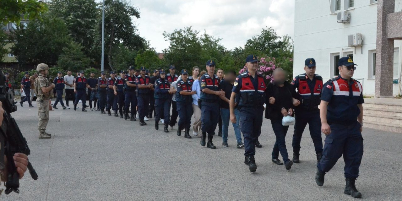 VIP minibüs hayalleri kabusa döndü! 13 gözaltı geldi