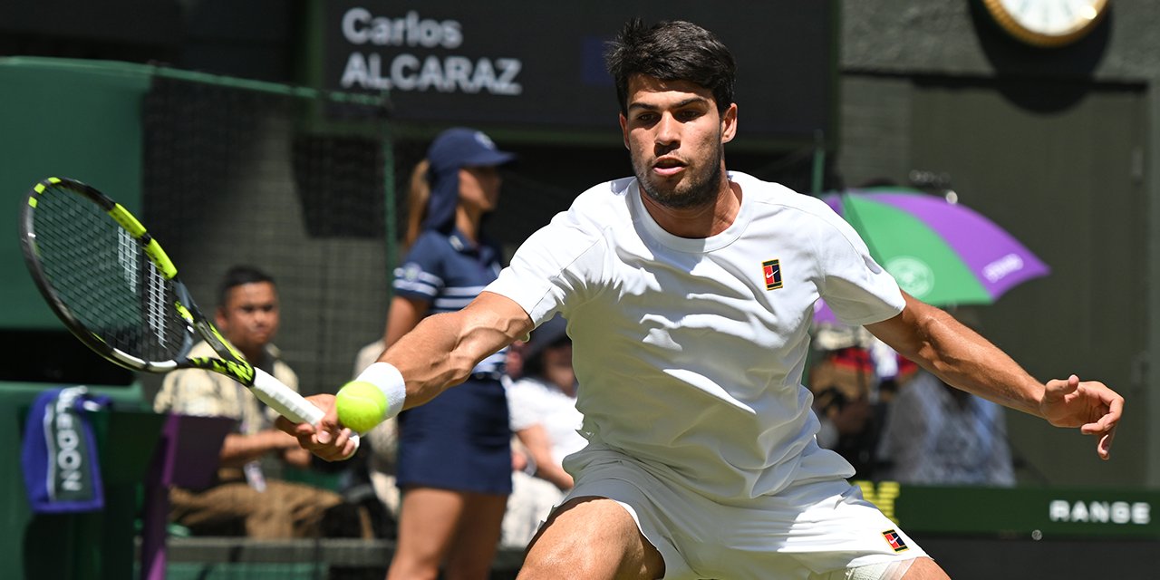 Carlos Alcaraz finale çıktı