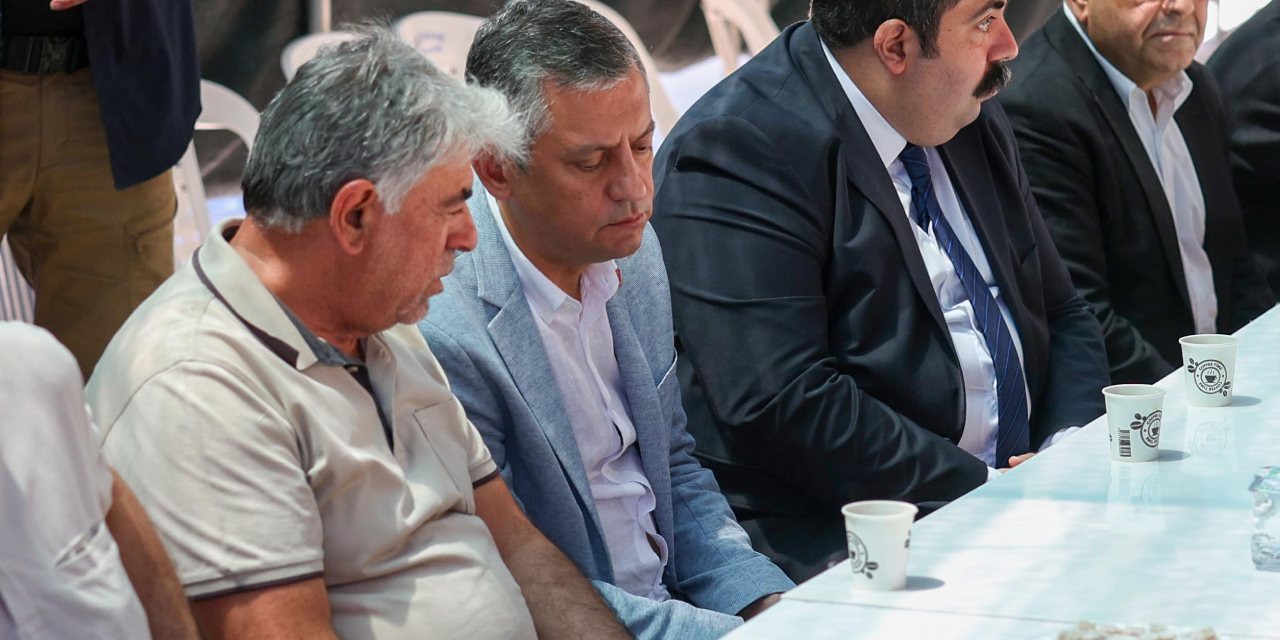 Özgür Özel'den Şehit Furkan Sert'in ailesine ziyaret