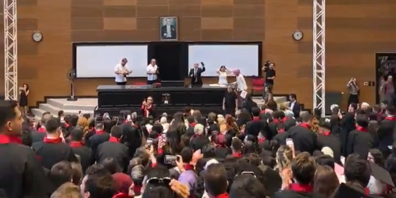 İstanbul Üniversitesi Hukuk Fakültesi öğrencilerinden yönetime tepki!