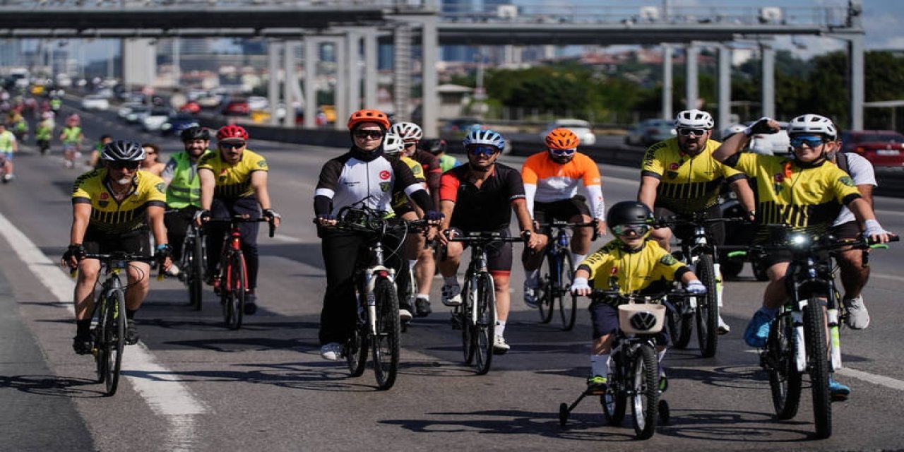 15 Temmuz şehitleri için bisiklet turu düzenlendi