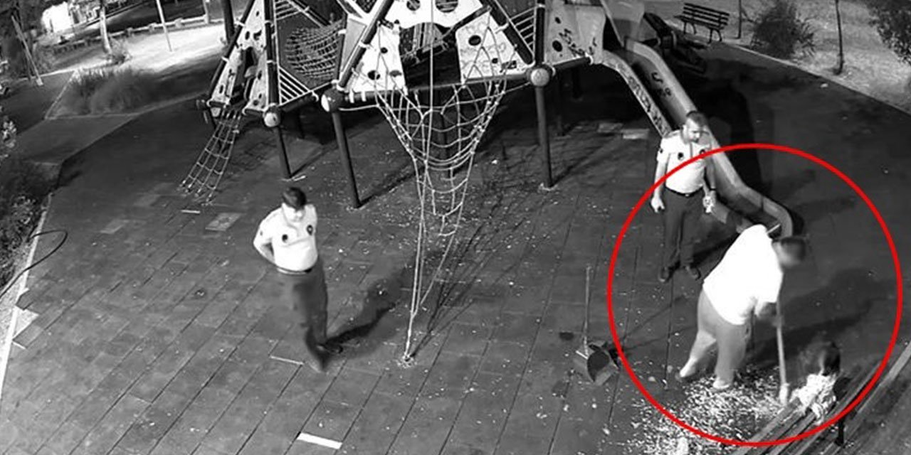 Zabıta gözetiminde yere attıkları çekirdek kabuklarını temizlediler