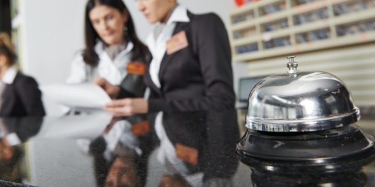 Kölelik düzeni resmileşti! Turizm emekçisi 10 günde bir izin yapabilecek mesai de yok