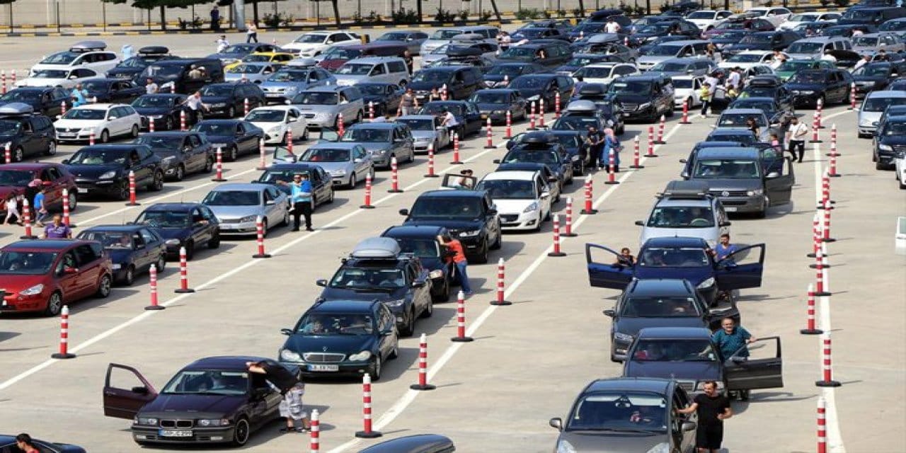 Gurbetçiler akın akın geliyor