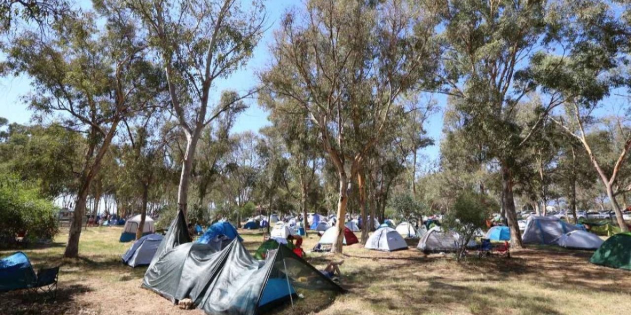 Özgür Üniversite Hareketi yaz kampı İzmir'de başladı