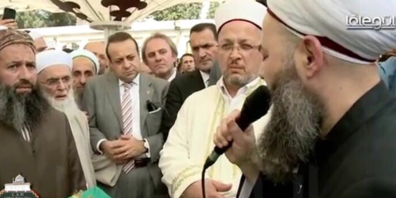 Egemen Bağış yıllar süren sessizliğini Cübbeli Ahmet için bozdu! 'Dijital imtihan' ve 'Bakara' tartışması