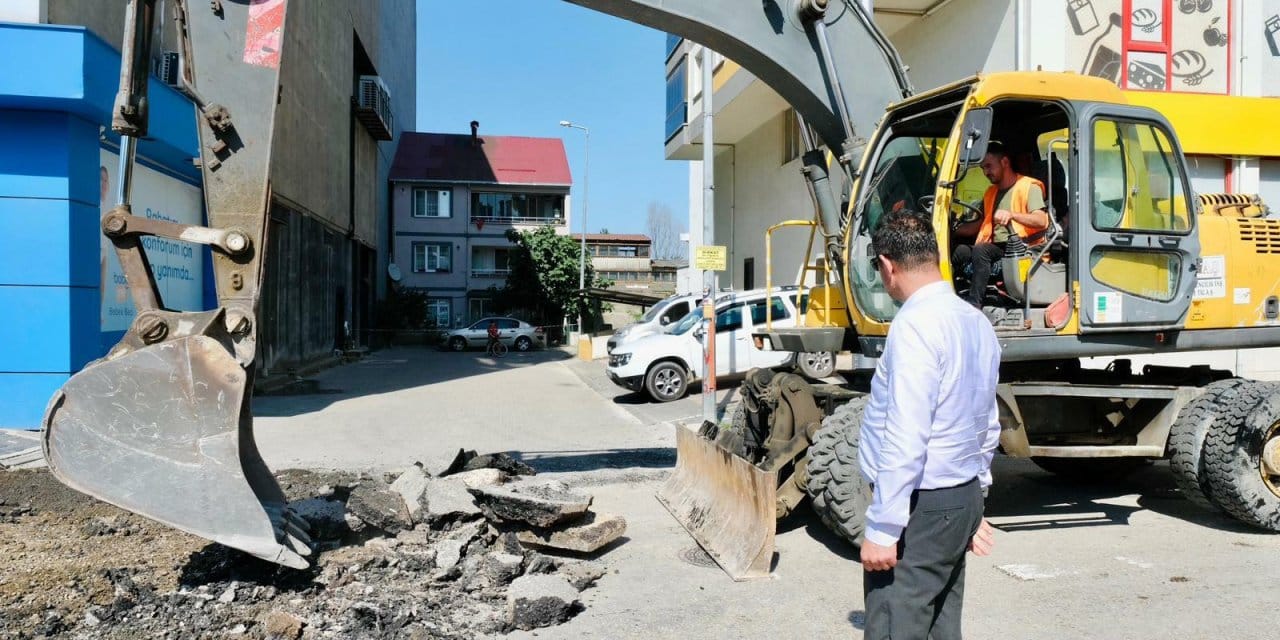 Köse: “Prestij Caddesi denilen yol 2,5 yılda çöktü”