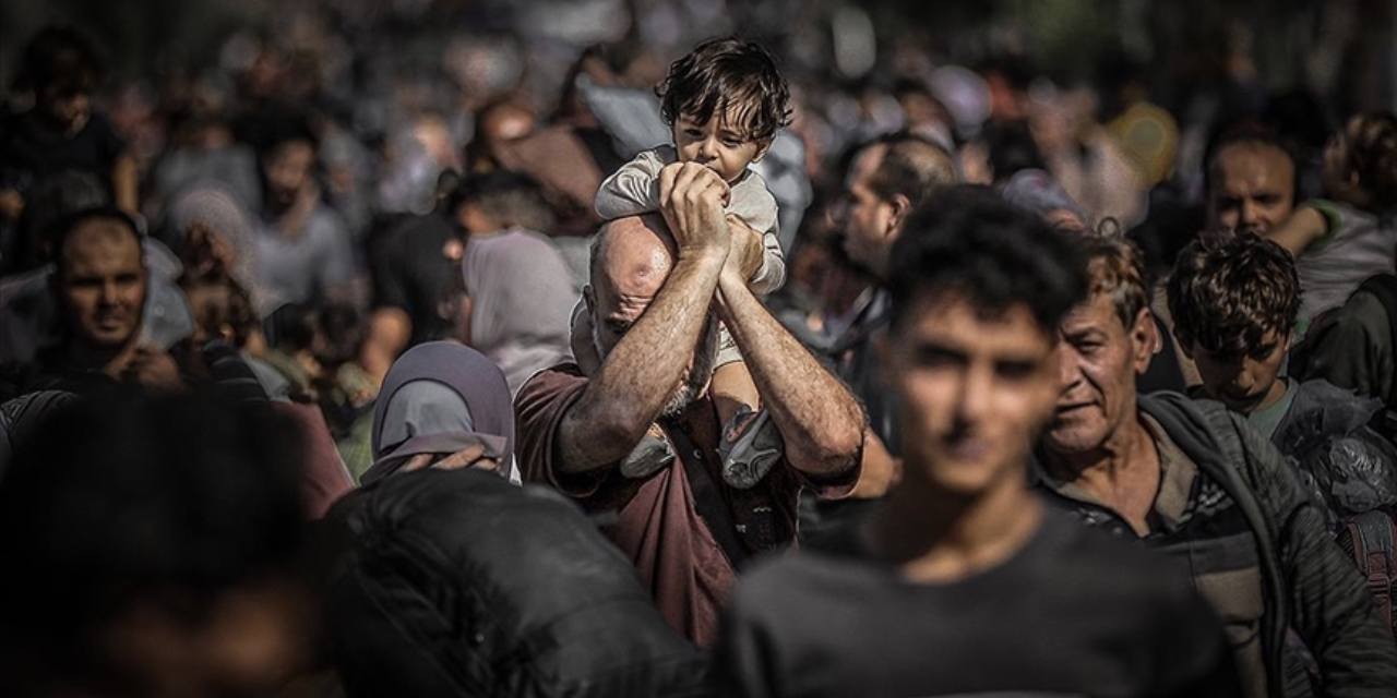 İsrail'den 16 bölgeye yeni saldırı ve sürgün tehdidi