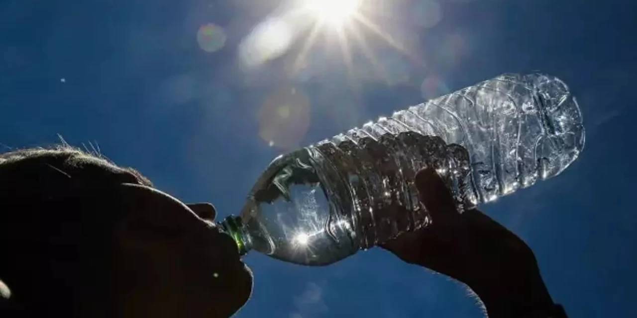 "Terliyken soğuk su içme, hasta olursun" lafı meğer yalanmış!  Asıl hastalık yapan...