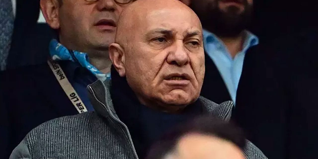 Samsunspor Başkanı Yüksel Yıldırım durmuyor: İmzalar atıldı