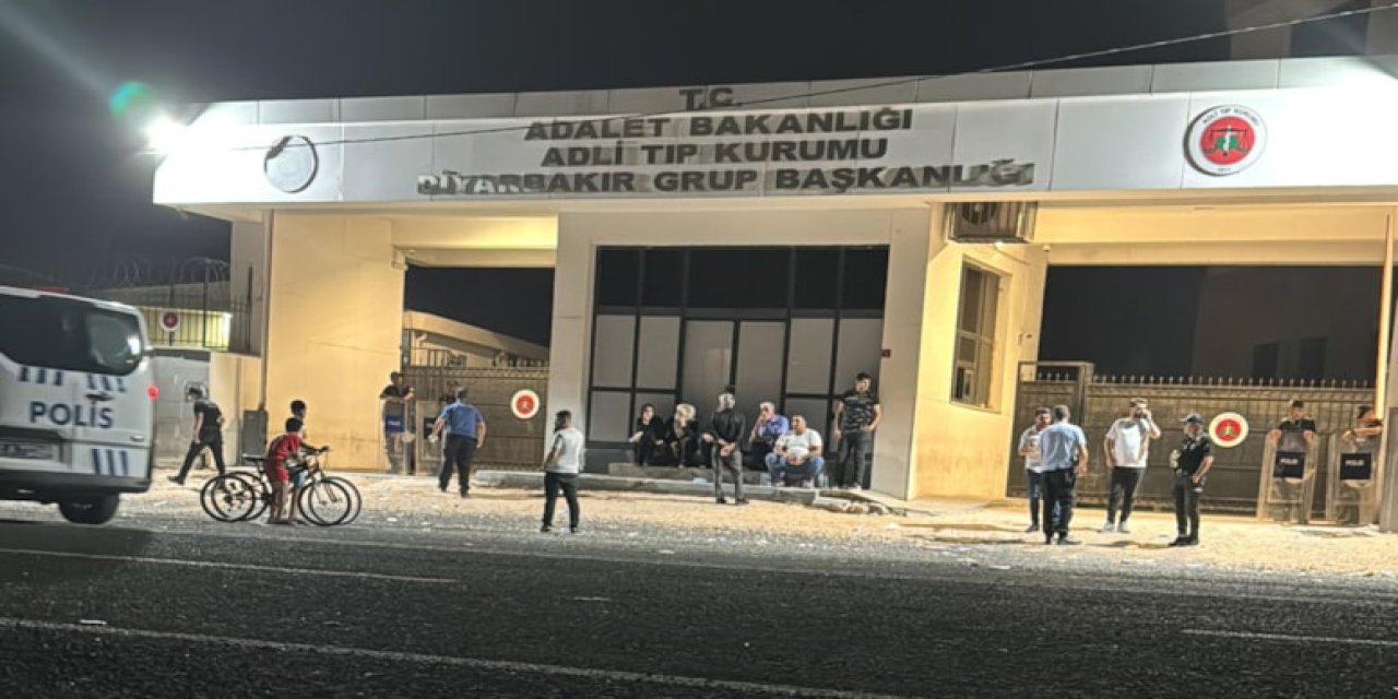 14 yaşındaki kız kardeşini döverek öldürdü