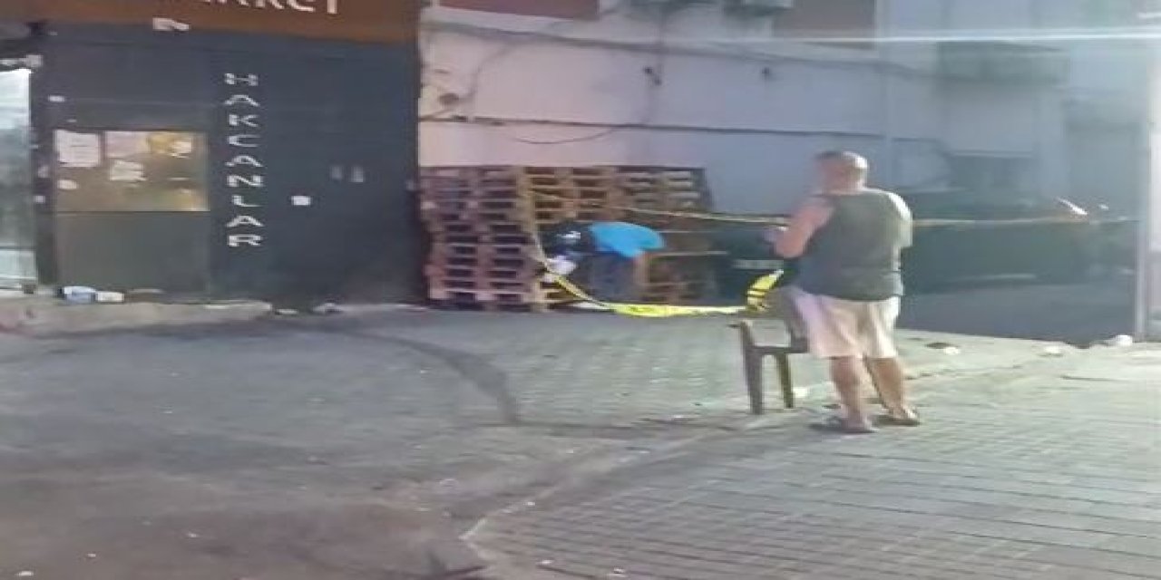 Sokakta yürürken önce dövdüler sonra bıçakladılar