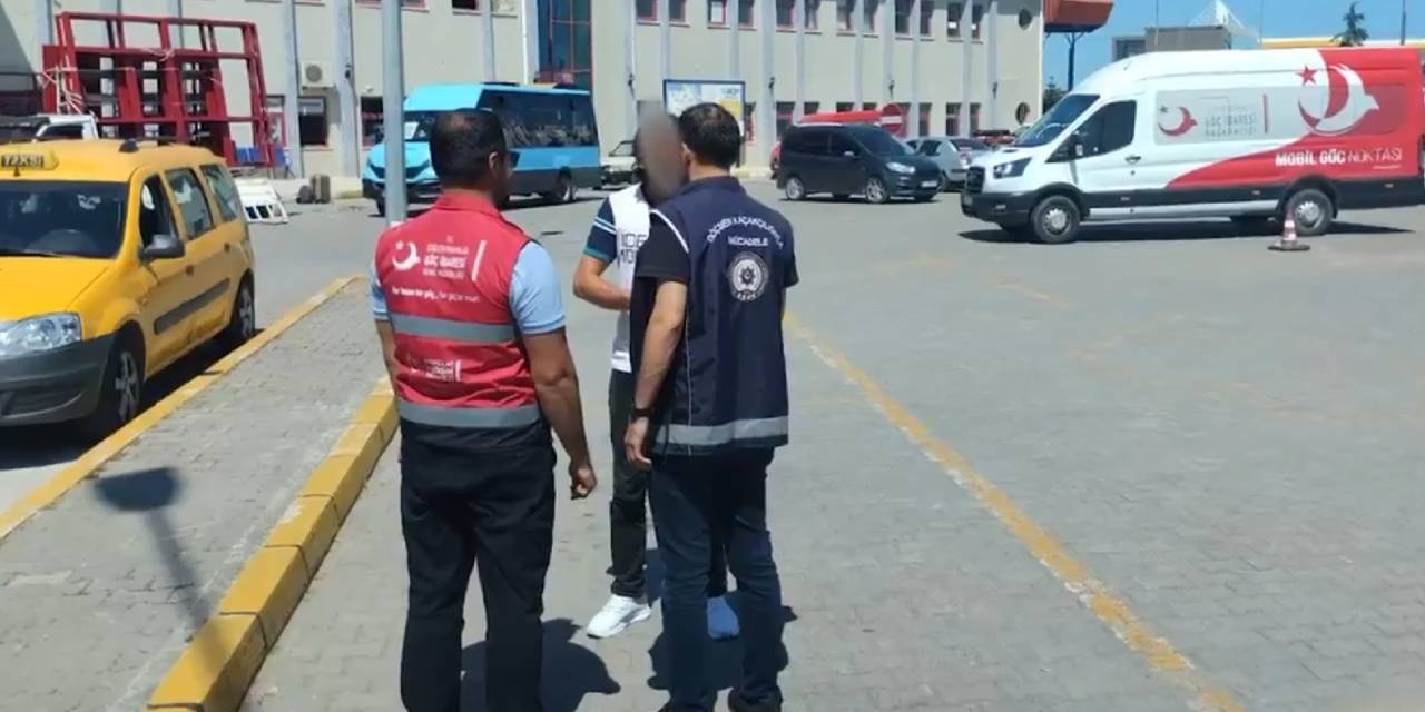 Türkiye genelinde 'düzensiz göç' denetimi: 572 kaçak göçmen yakalandı