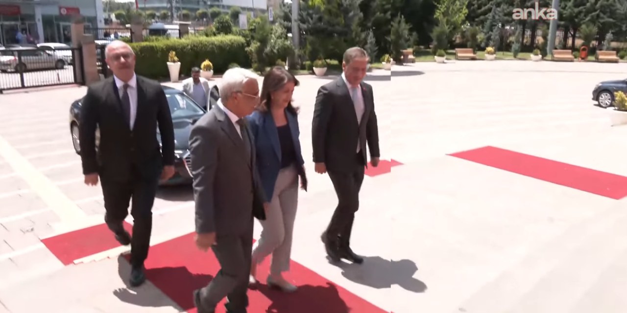 İmralı Heyeti'nden Özel'e ziyaret