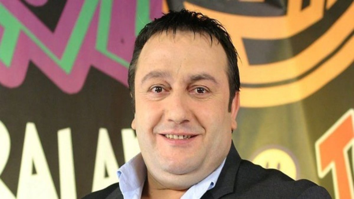 Türkücü İsmail Türüt'e vize şoku!