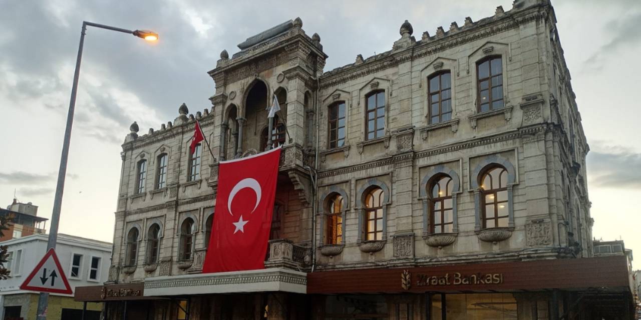 500 kişi 'Kardeşlik' sloganıyla milli mücadele şehrine geldi: Başkan yıllar öncesini hatırlattı