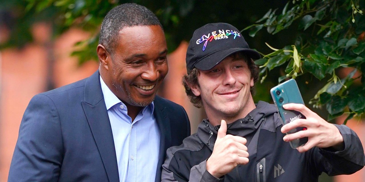 Efsane futbolcu alkollü yakalandı: 12 ay men edildi