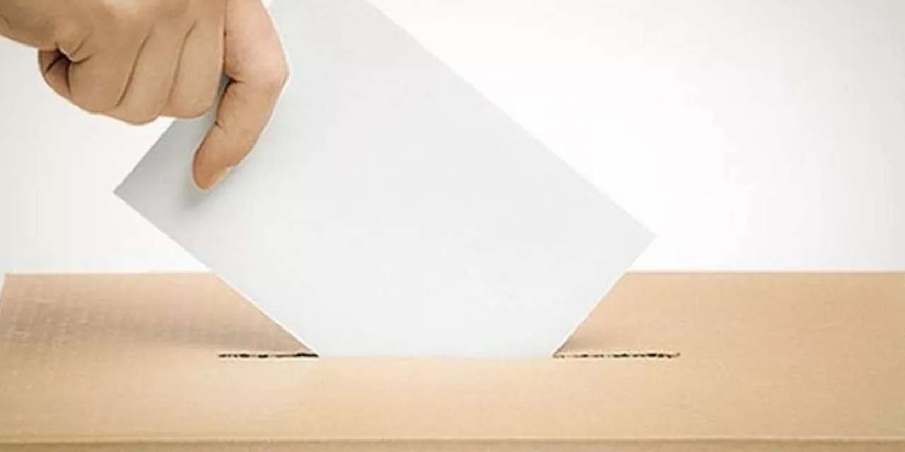 Oy kullanma yaşı 16'ya düşürülüyor