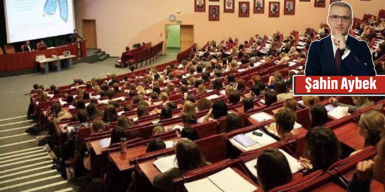 Neden Yükseköğretim Bakanlığı kurulmalıdır?