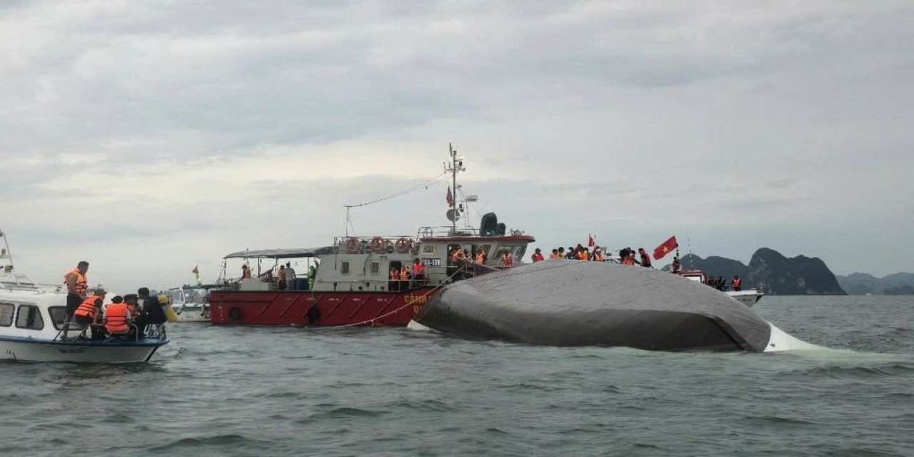 Vietnam'da tur teknesi alabora oldu: 37 ölü