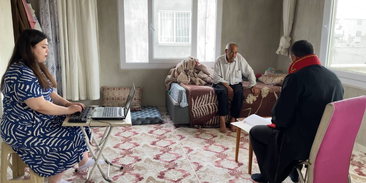 Sağlık sorunlarından duruşmaya katılamadı: Evine mahkeme kuruldu