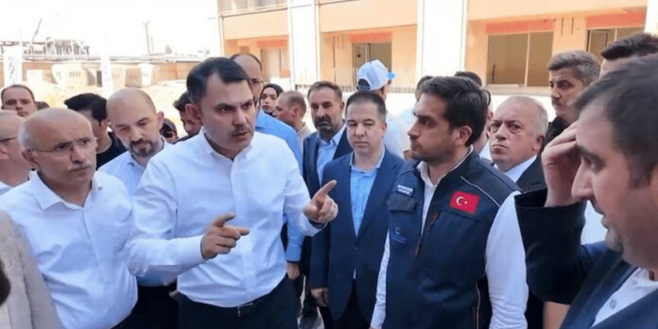 Murat Kurum müteahhitlere kızdı