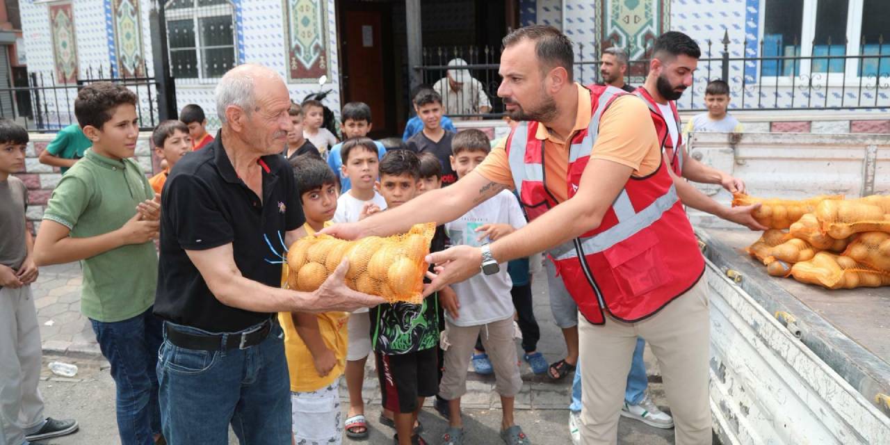 10 ton patatesi bedava dağıttılar! Başkan "devam edeceğiz" dedi