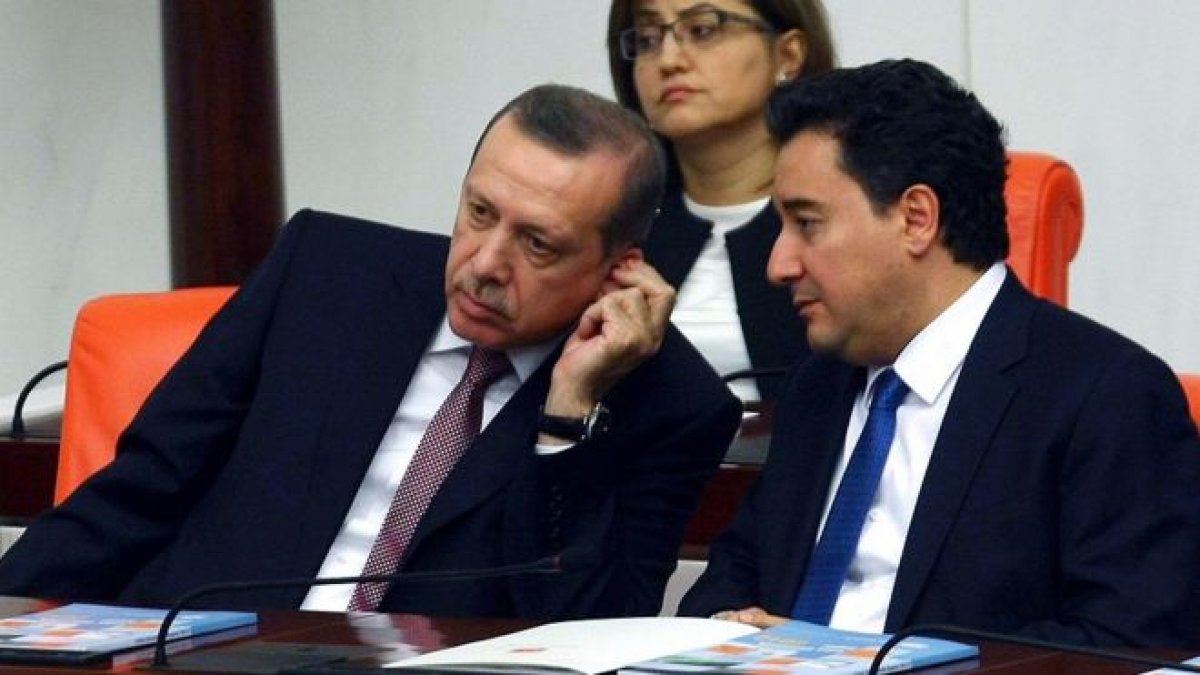 Erdoğan'dan Ali Babacan hamlesi! Yeni parti kurulmasın diye...