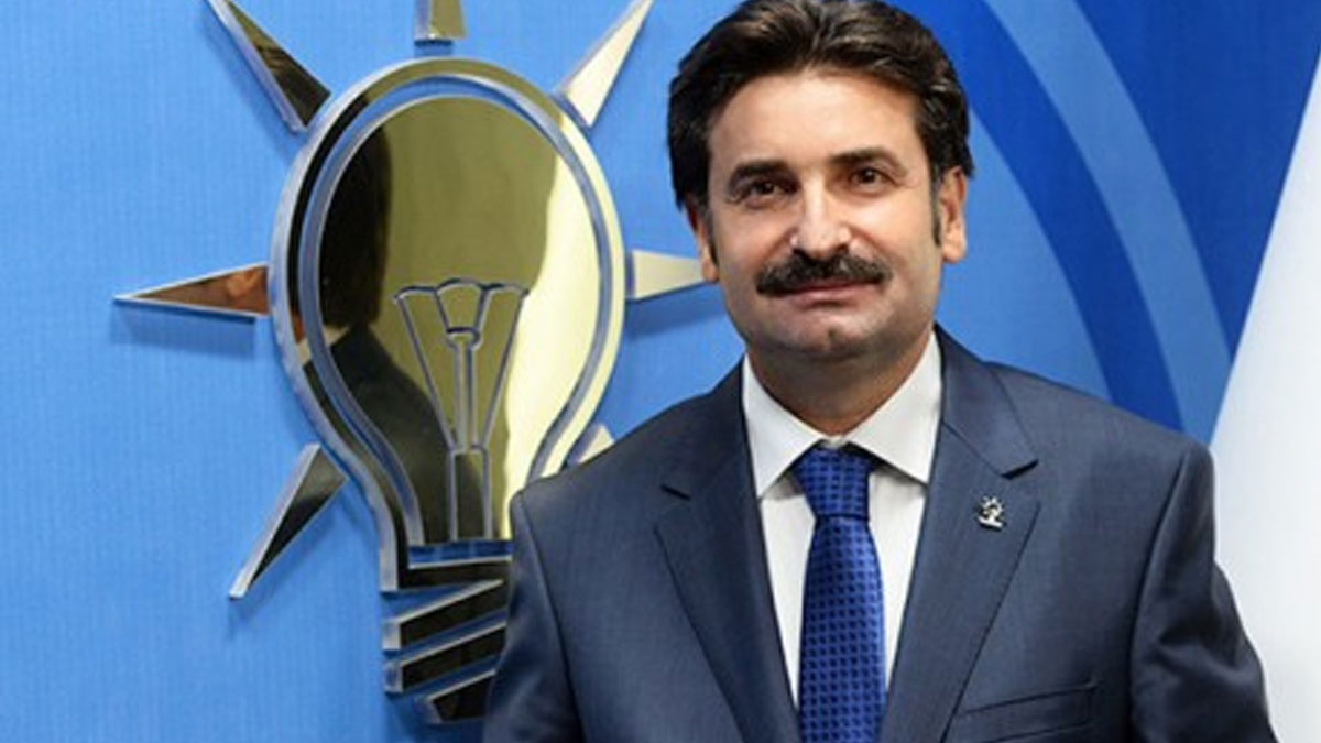AKP'li eski vekil: AK Parti'de stratejik kararları Pelikan çetesi alıyor