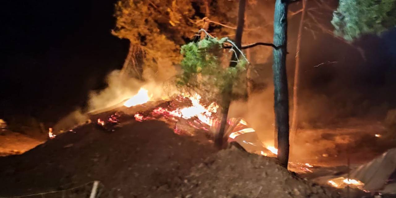 Bilecik'te bir orman yangını daha: Bu kez samanlıktan başladı