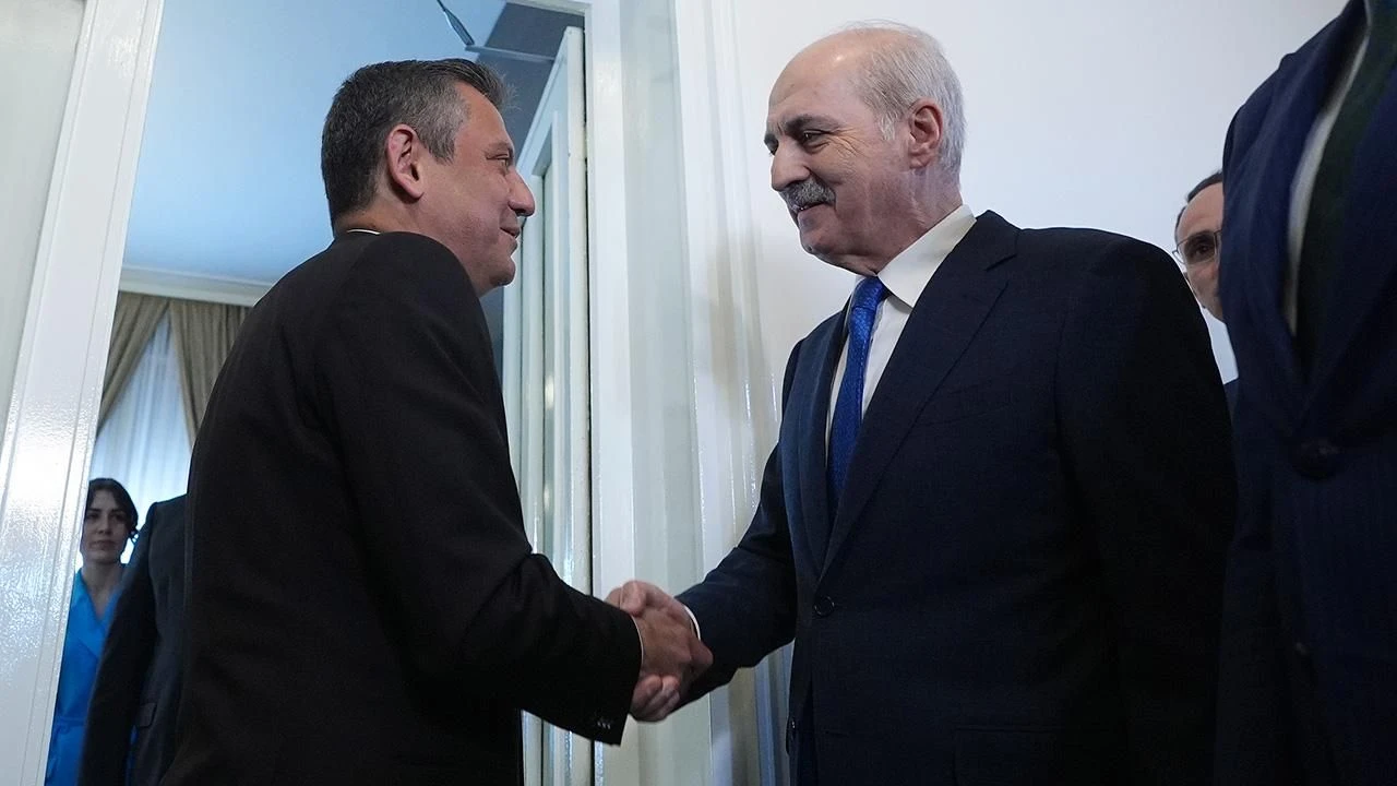 İbrahim Kalın ve Numan Kurtulmuş'tan Özgür Özel'e ziyaret