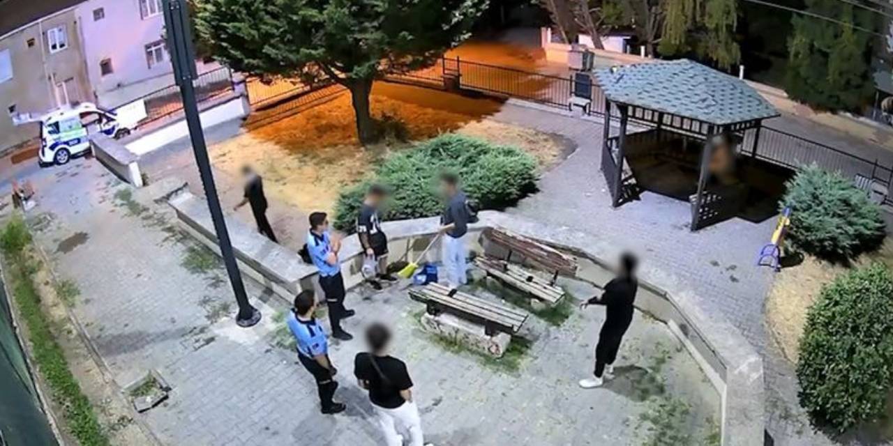 Yere attıkları çekirdek kabuklarını zabıta tek tek toplattı