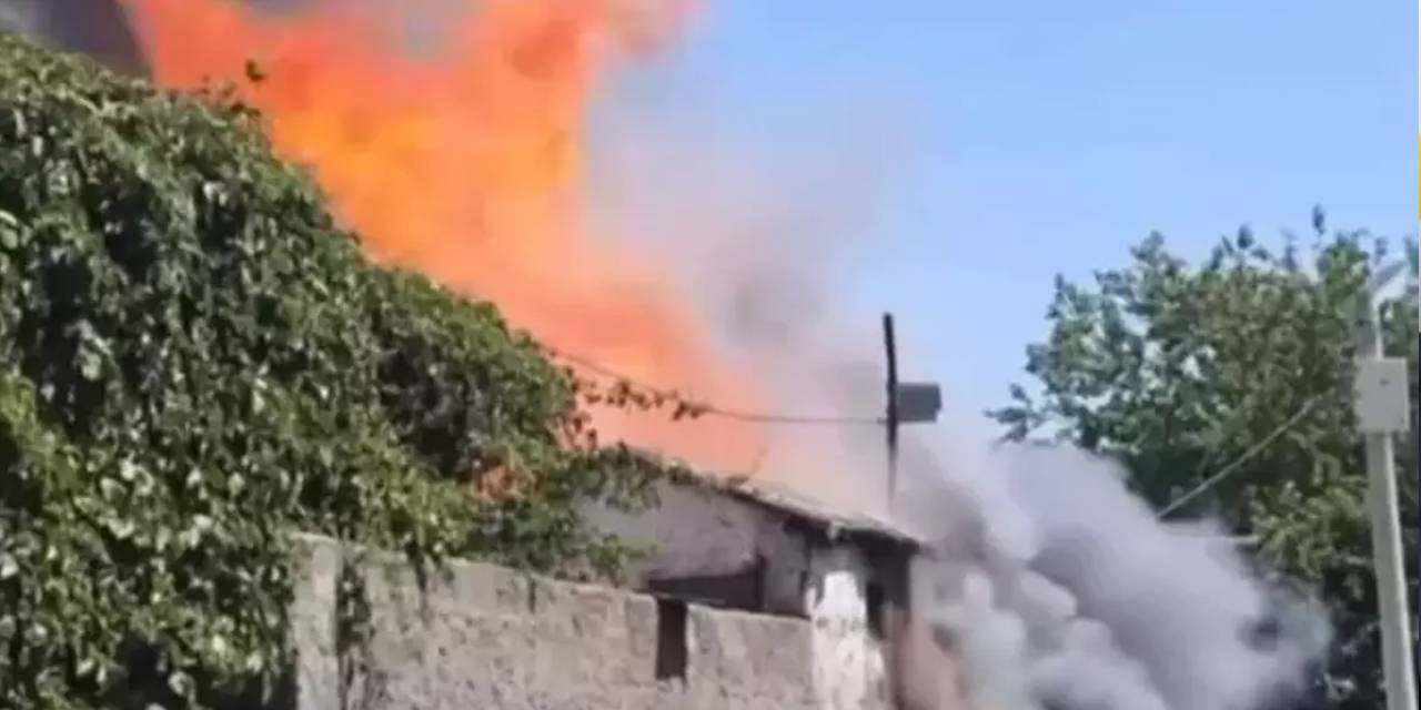 Diyarbakır’da trafo yangını eve sıçradı