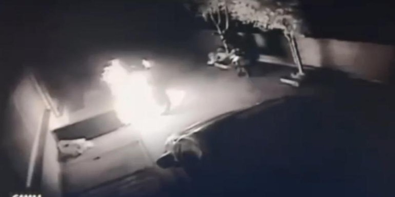 Eski eşinin motosikletini para verip kundaklattırdı