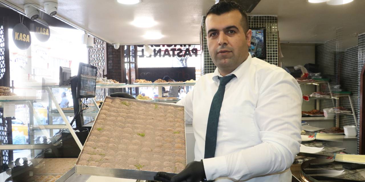 Termometreler 49'u gösterdi: Soğuk baklava satışları patladı!