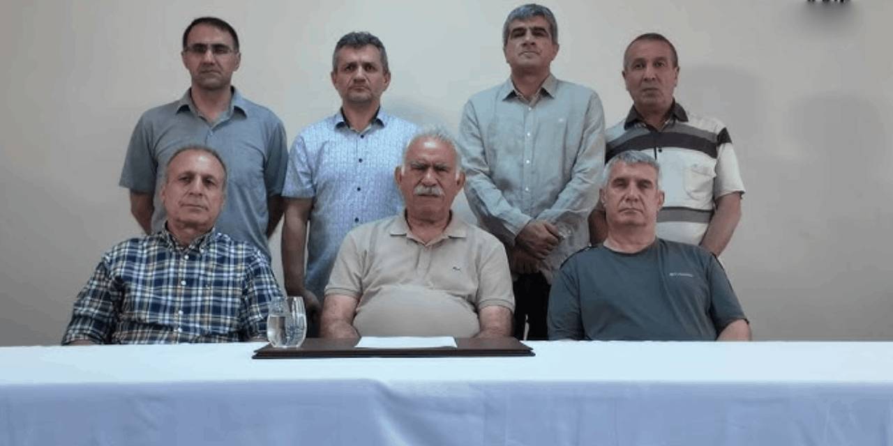 Öcalan'ın CHP ısrarının nedenini açıkladı!  "Şart olduğunu görüyor"
