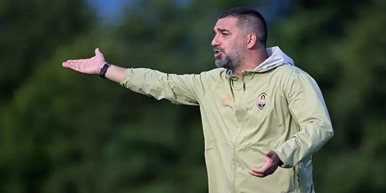 Arda Turan Shakhtar'dan ilk parayı alır almaz koluna taktı: 2 milyon 865 bin lira saydı