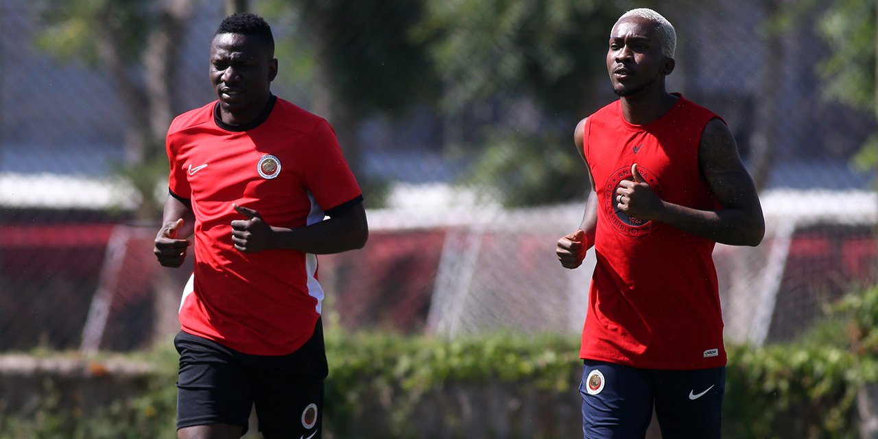 Onyekuru neden Gençlerbirliği'ni tercih ettiğini açıkladı