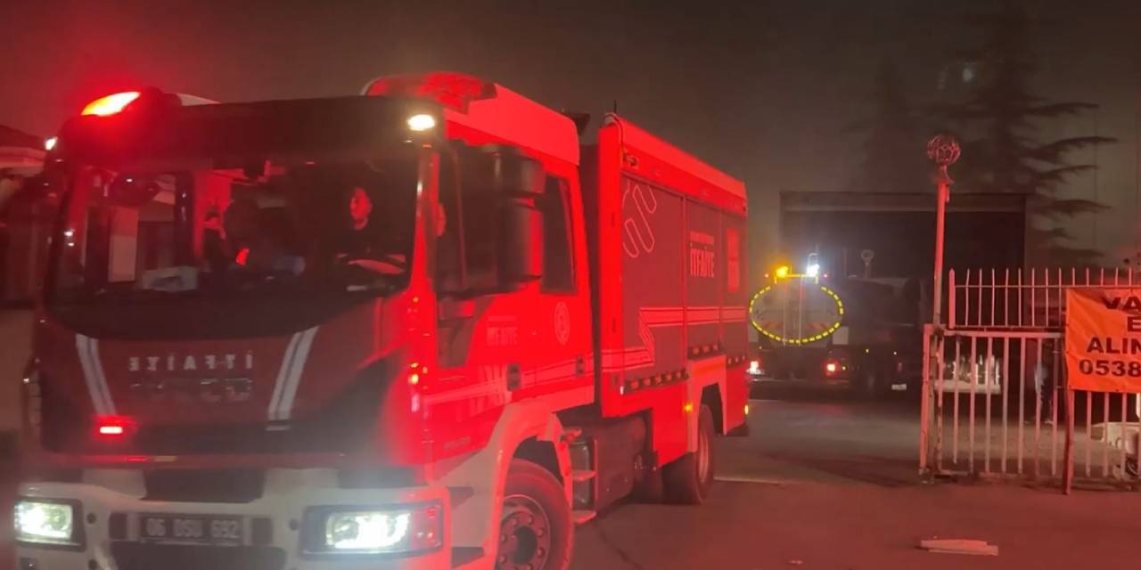 Ankara'da konveyör bant fabrikasında yangın çıktı!