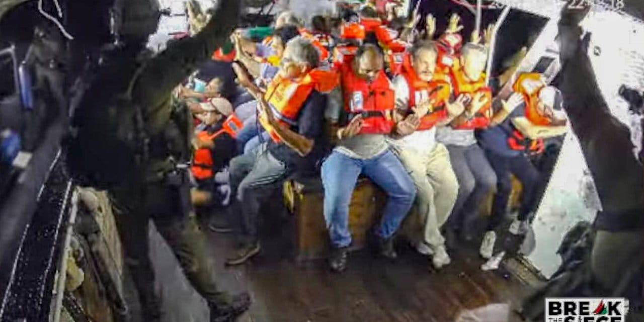 İsrail'in kaçırdığı 'Hanzala' aktivistleri Aşdod'a ulaştı