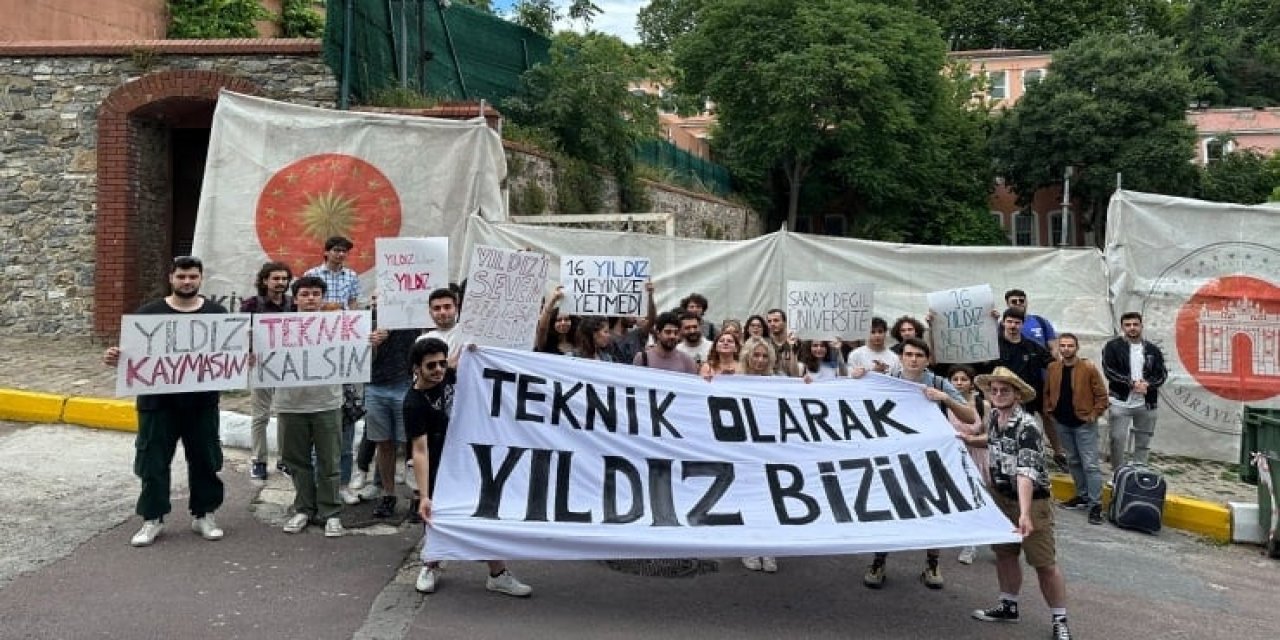 Yıldız Teknik öğrencileri Çukursaray'ın kapatılmasına tepki gösterdi