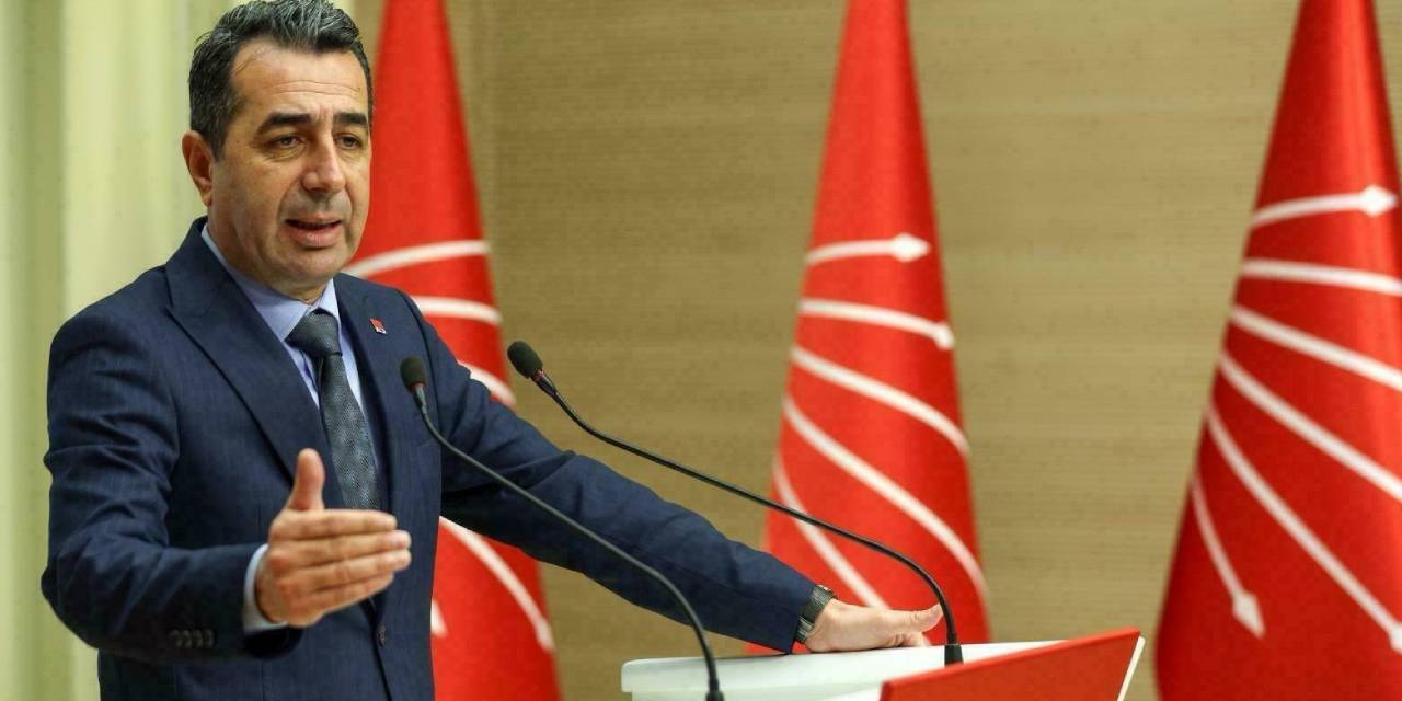 Bakan Yumaklı'ya yangın eleştirisi: Havanda su dövmeye devam ediyorsunuz