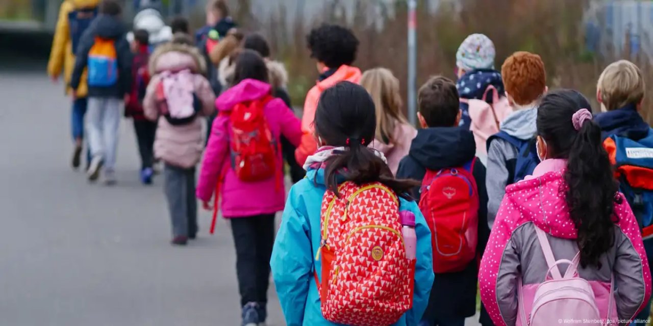 Almanya’da göçmenlerin çocukları eğitim sistemi dışına itiliyor