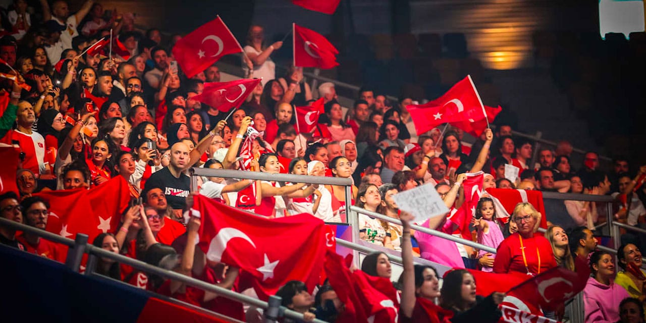 Milli takım 8-0 kazandı: Rakip tuzla buz oldu