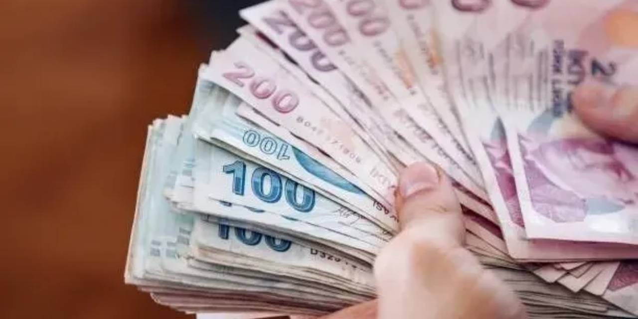 Yıl sonu enflasyon tahmini belli oldu maaş zamları ortaya çıktı: Asgari ücretli, memur, emekli...