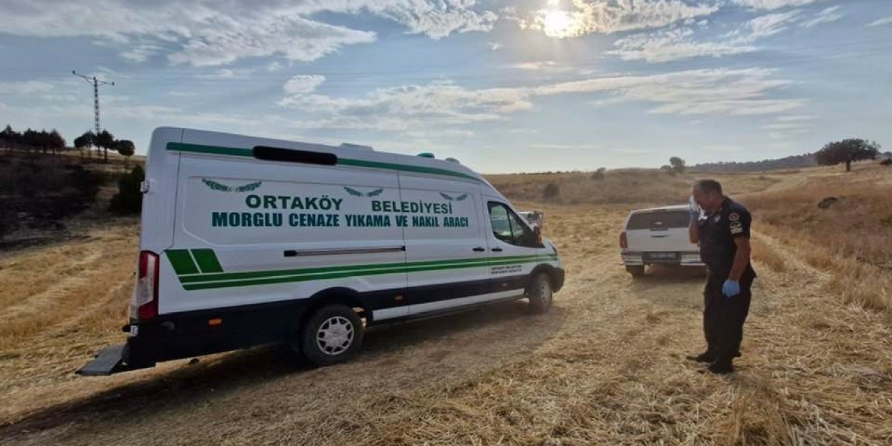 Alevlerin ortasında kalarak can verdi