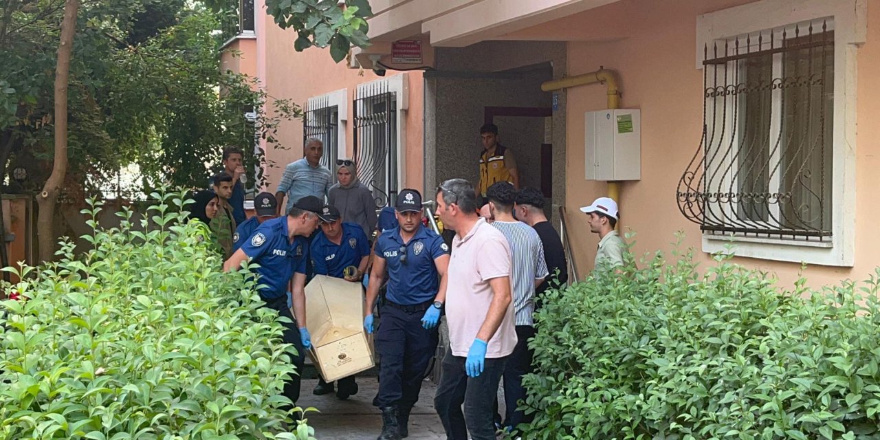 Üstüne kapanan balkon kapısı sonu oldu! 5'inci kattan düşerek öldü