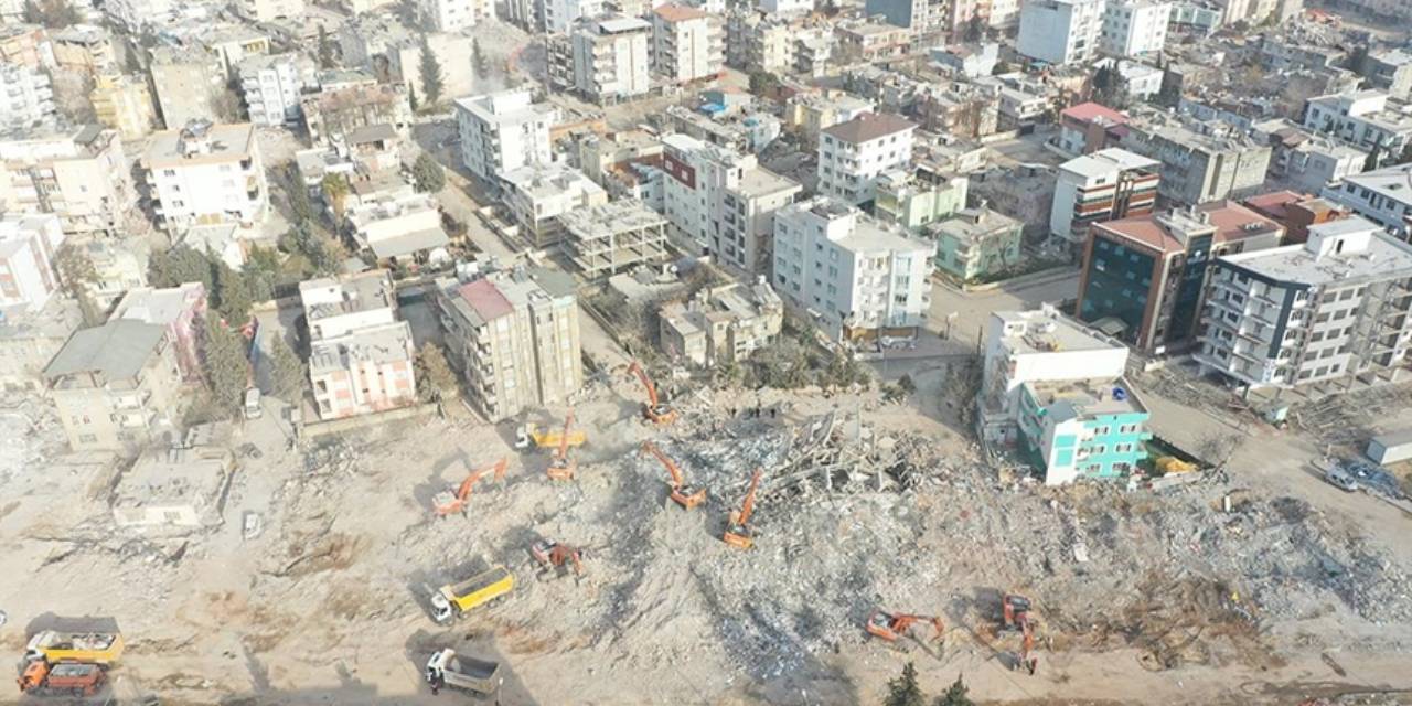 37 kişinin hayatını kaybettiği Zümrüt Apartmanı için soruşturma izni